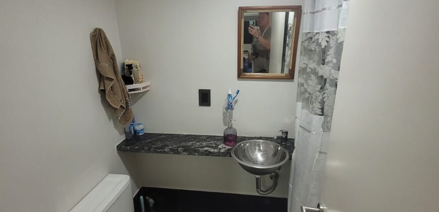 Venta Monoambiente Paraguay 1800. Barrio del Abasto. u$s 49.000