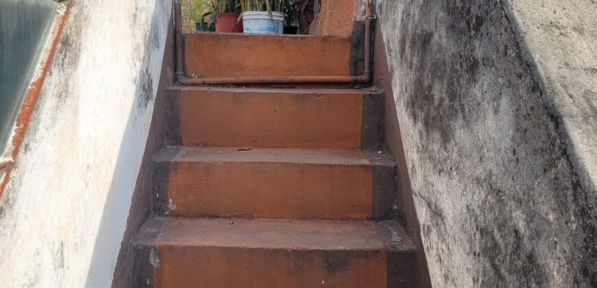 Vendo Casa 2 Dorm. c/ cochera. Rosario – Centro