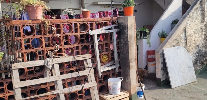 Vendo Casa 2 Dorm. c/ cochera. Rosario – Centro