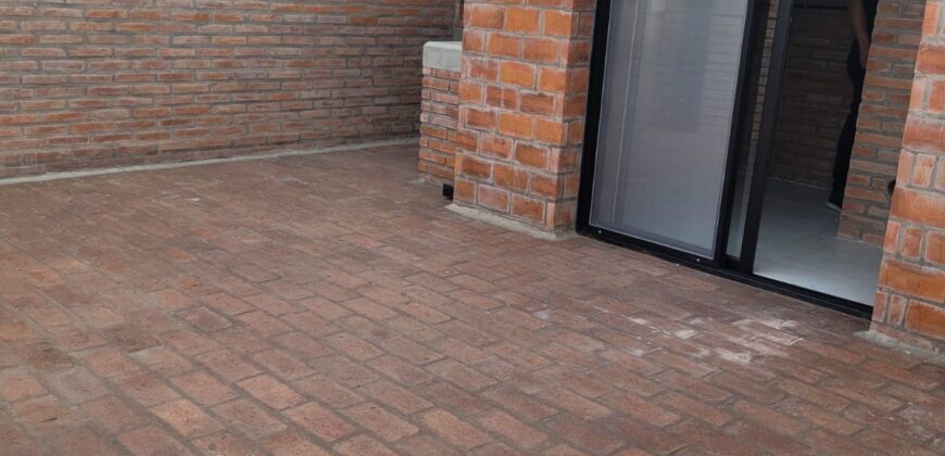 Venta casa interna – Triplex. Gorriti 500. u$s 140.000.-
