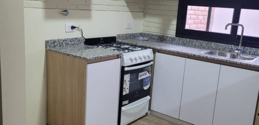 Venta casa interna – Triplex. Gorriti 500. u$s 140.000.-