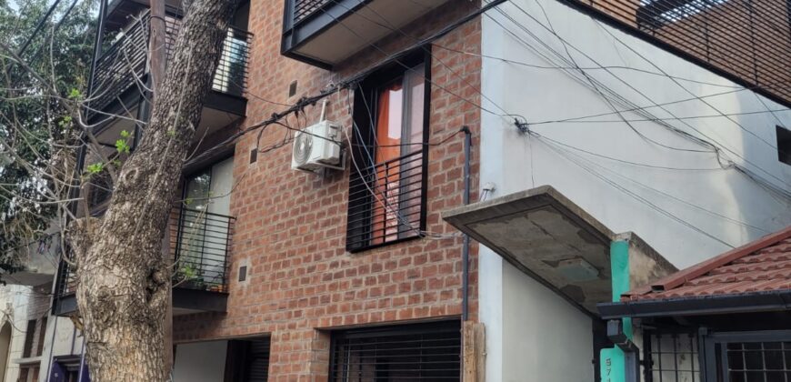 Venta casa interna – Triplex. Gorriti 500. u$s 140.000.-