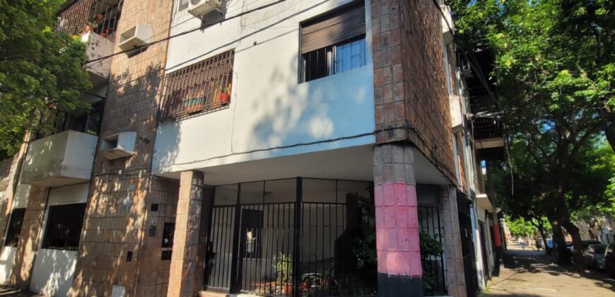 Departamento 2 dormitorios, España 2193 con Cochera  !