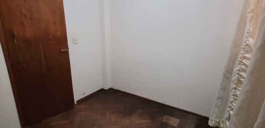Venta Casa Interna Crespo Al 900