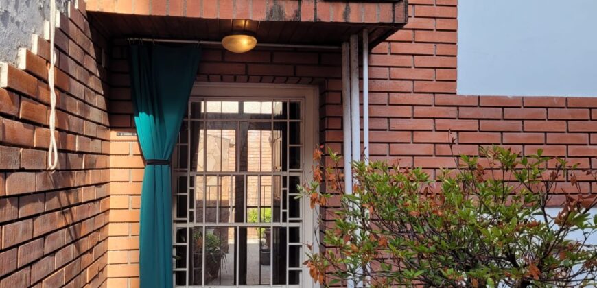 Venta Casa Interna Crespo Al 900