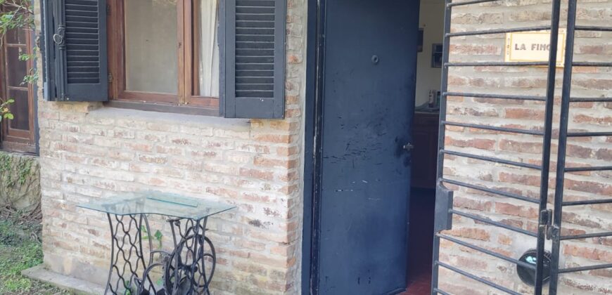 Venta casa Tonda 9300. Corazón Barrio San Eduardo