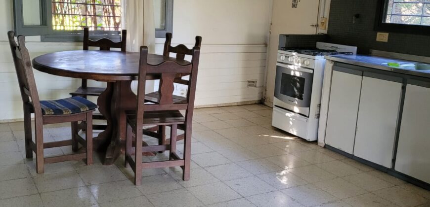 Venta casa Tonda 9300. Corazón Barrio San Eduardo