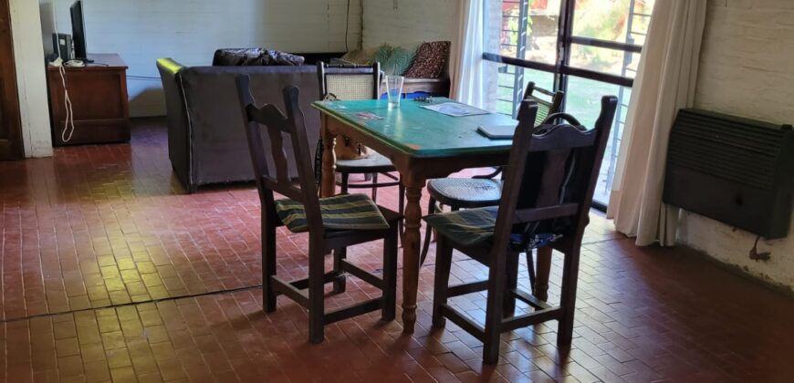 Venta casa Tonda 9300. Corazón Barrio San Eduardo