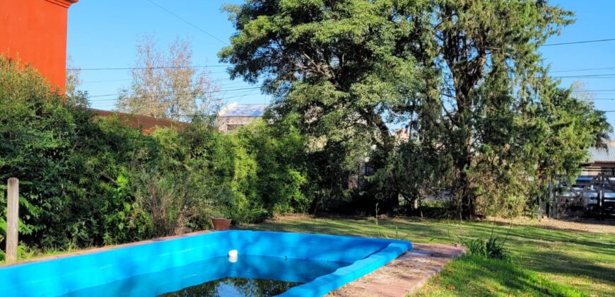 Venta casa Tonda 9300. Corazón Barrio San Eduardo