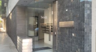 Vendo 2 Monoambientes en Mismo Edificio. Francia 1400. U$s 51.000. – c/u