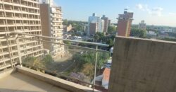 Vendo 2 Monoambientes en Mismo Edificio. Francia 1400. U$s 51.000. – c/u