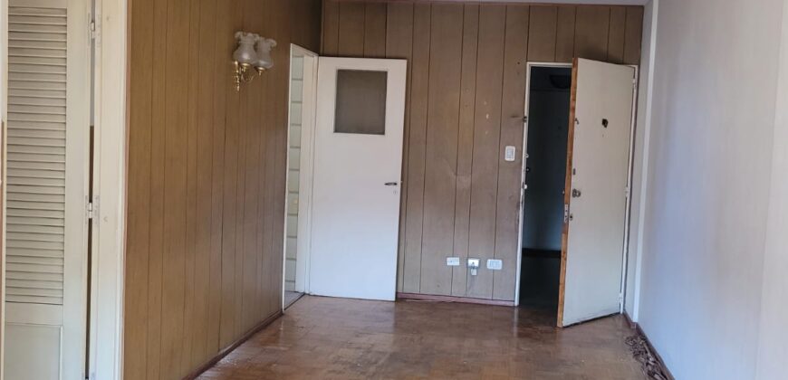 Departamento 3 Dormitorios en Venta Barrio Bella Vista. u$s. 65.000.-