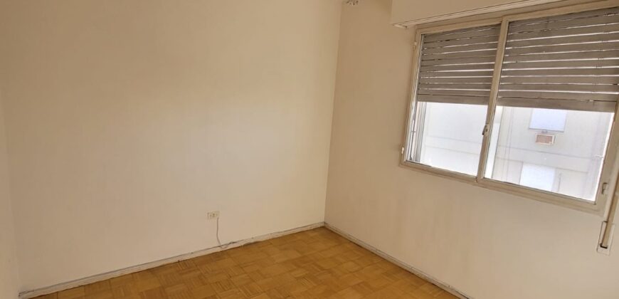 Departamento 3 Dormitorios en Venta Barrio Bella Vista. u$s. 65.000.-