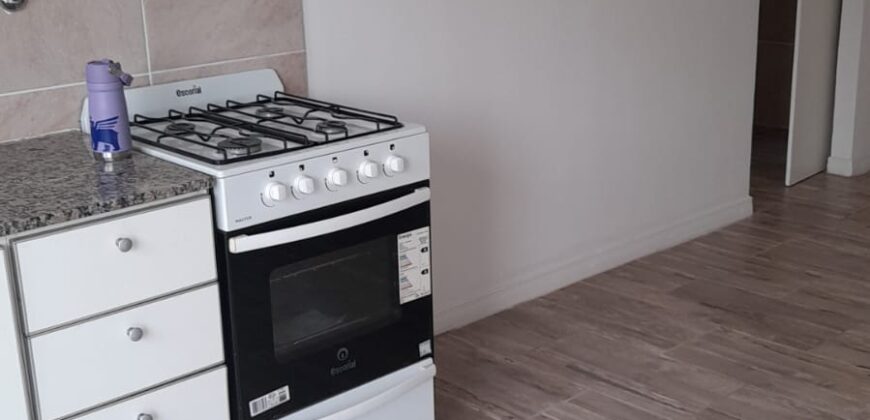 Vendo Monoambiente, Barrio Echesortu, Bv. Avellaneda 1200.-