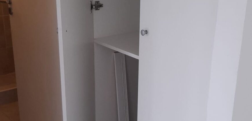 Vendo Monoambiente, Barrio Echesortu, Bv. Avellaneda 1200.-