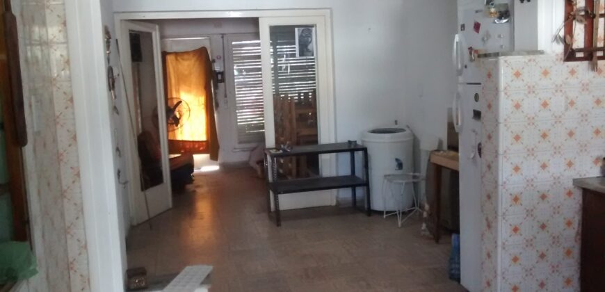 Vendo casa 2 Dormitorios. Barrio Belgrano. Tucumán 5635.