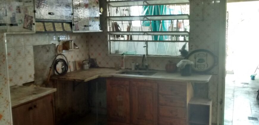 Vendo casa 2 Dormitorios. Barrio Belgrano. Tucumán 5635.