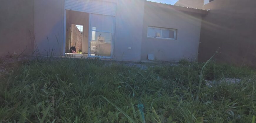 Alquilo Casa 2 Dormitorios Funes City