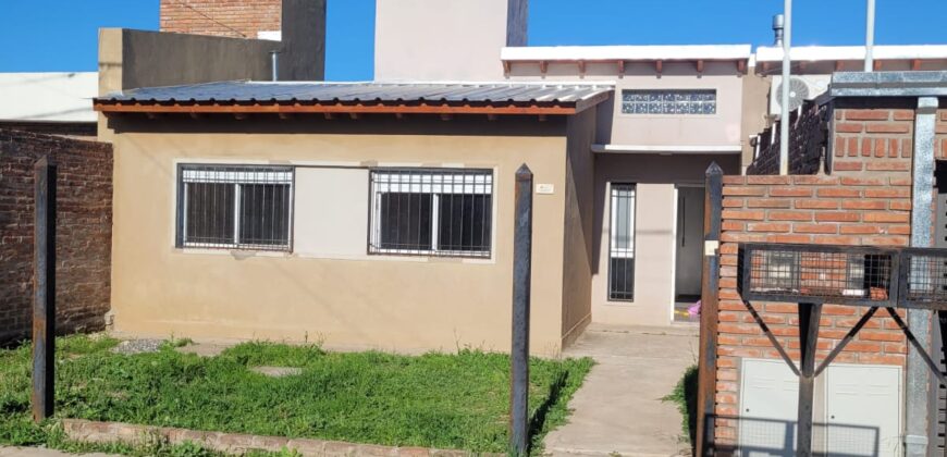 Alquilo Casa 2 Dormitorios Funes City