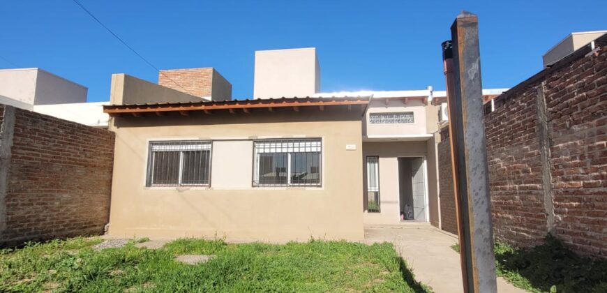 Alquilo Casa 2 Dormitorios Funes City