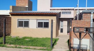 Alquilo Casa 2 Dormitorios Funes City