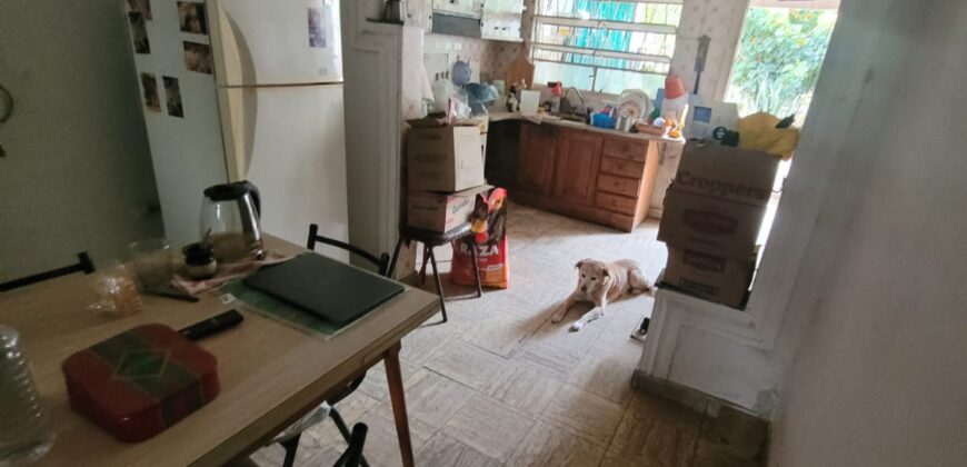 Vendo casa 2 Dormitorios. Barrio Belgrano. Tucumán 5635.