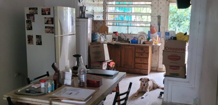 Vendo casa 2 Dormitorios. Barrio Belgrano. Tucumán 5635.