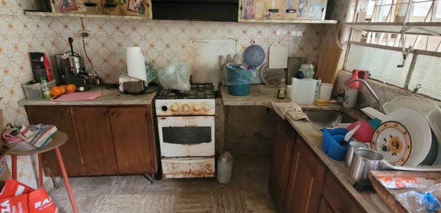 Vendo casa 2 Dormitorios. Barrio Belgrano. Tucumán 5635.