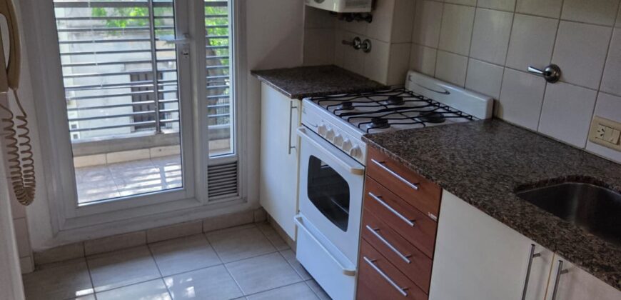 Colon 2125 Rep. Sexta, Excelente Dpto 2 Dorm. C/balcon y Cochera