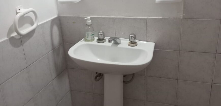 Alquilo Departamento Monoambiente Iriondo 1963 P.B