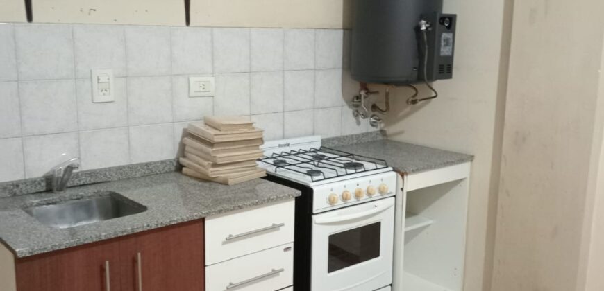 Alquilo Departamento Monoambiente Iriondo 1963 P.B