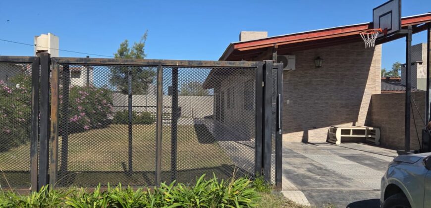 Venta Casa con Pileta Tierra de Sueños 3. Roldán