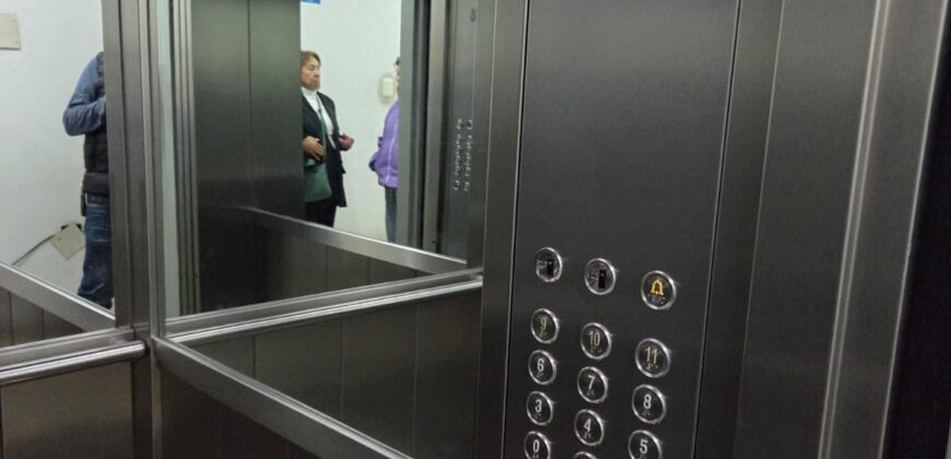 Vendo Imponente Dto. de 3 Dormitorios en piso exclusivo. Cafferata 922 Piso 1