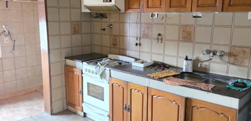 Vendo casa 2 dormitorios Planta Alta Ayacucho 6200 Rosario Sur