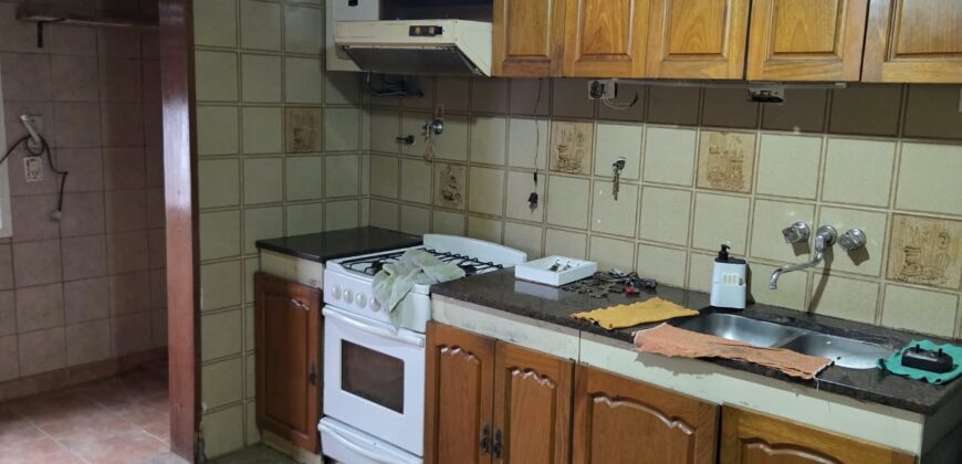 Vendo casa 2 dormitorios Planta Alta Ayacucho 6200 Rosario Sur